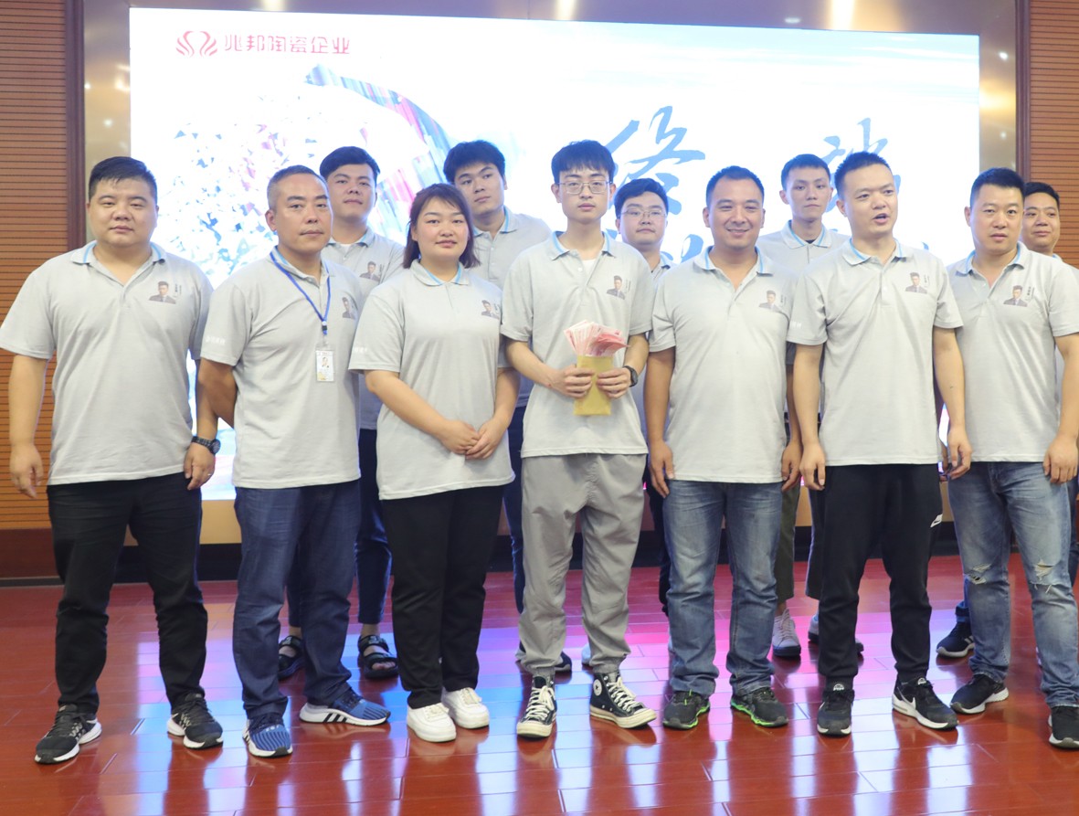 d8917f720fa17b4285ed614773646de.jpg